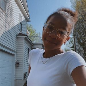 Meet your Posher, Mackenzie